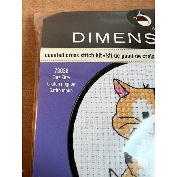 Dimensions Learn-A-Craft Counted Cross Stitch Kit 3" Round-Cute Kitty - Picture 4 of 4
